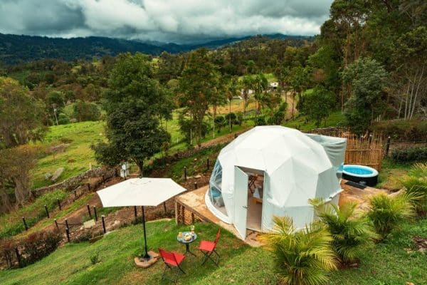 GLAMPING Terra jacuzzi